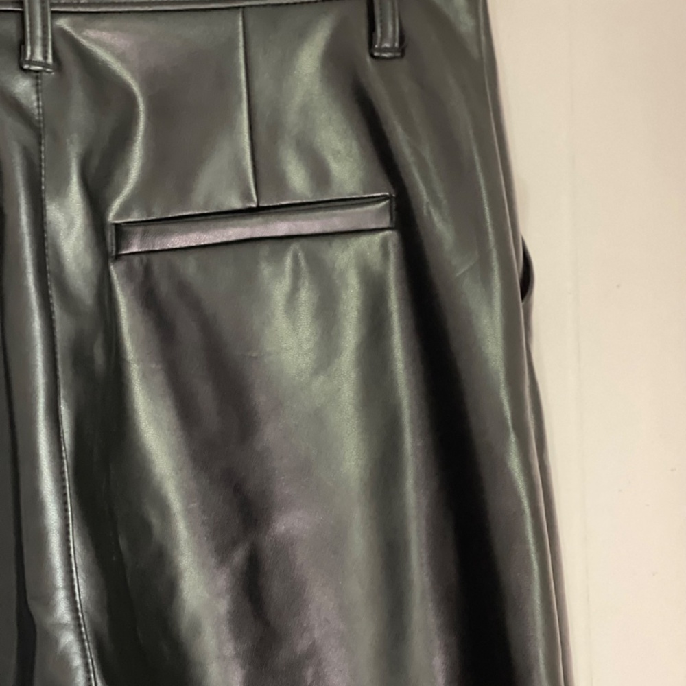 Abercrombie & Fitch Pants The Skinny Ultra High Rise Black Vegan Leather 8/29L - Picture 10 of 14